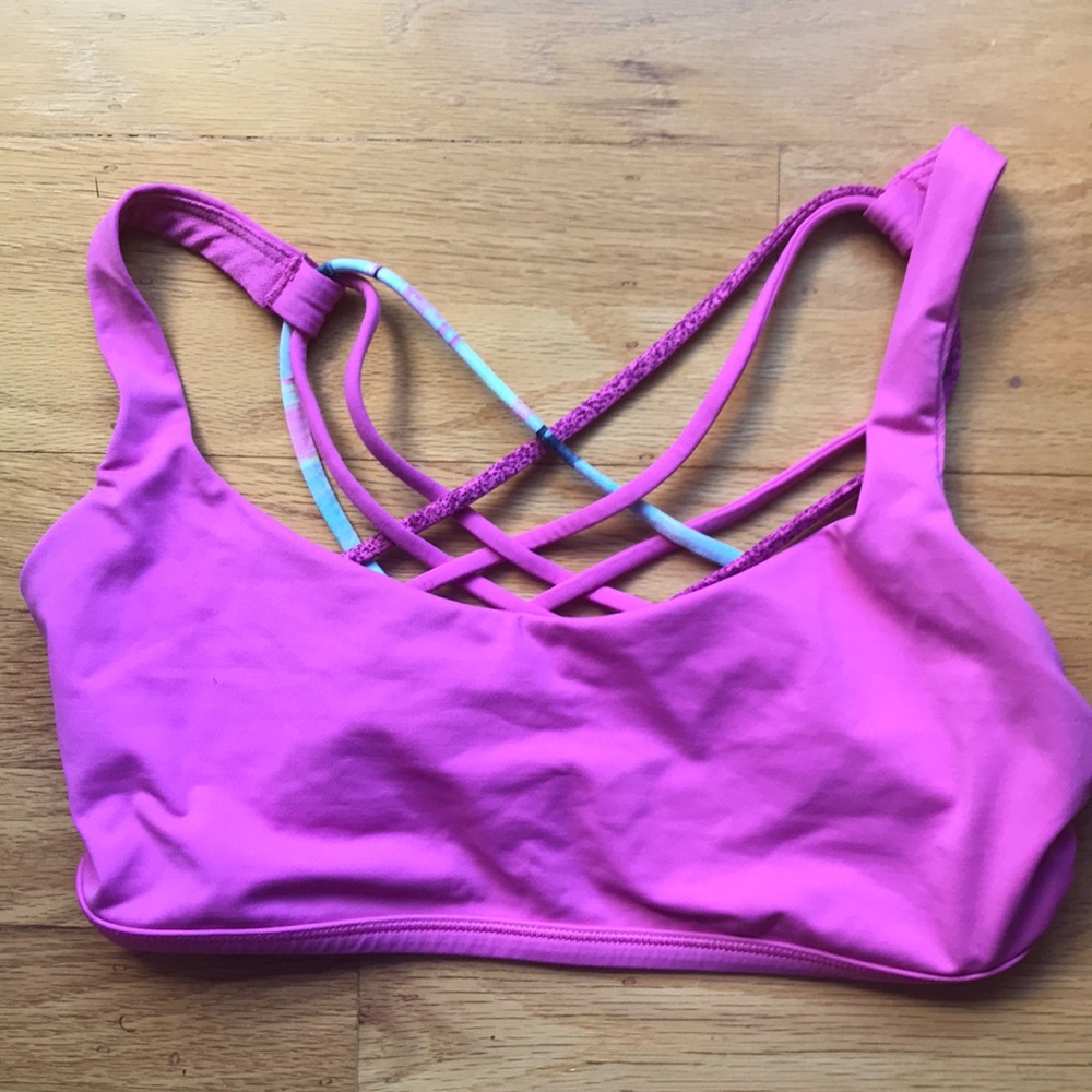 COPY - Strappy LULULEMON bra